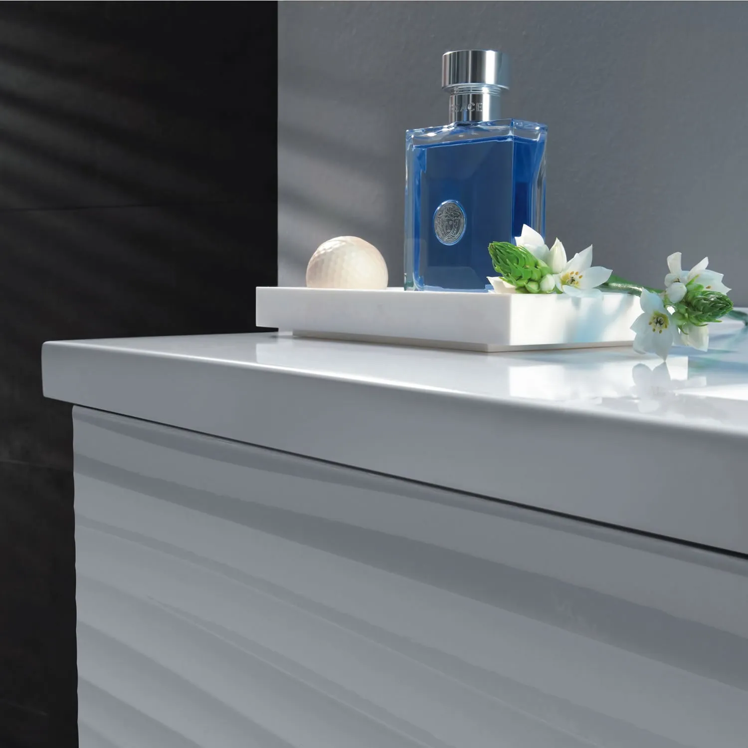 24" Single Vanity, Wall Mount, 2 Drawers with Soft Close, Grey, Serie Dune by VALENZUELA