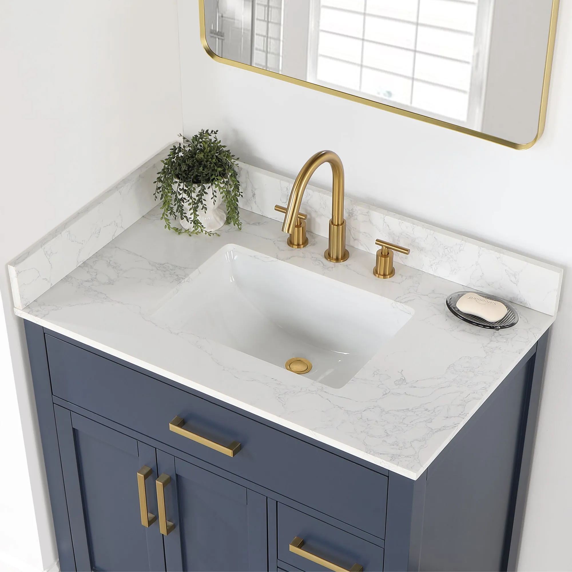 Altair Designs Gavino 36" Single Bathroom Vanity with Composite Stone Countertop - 557036-RB-GW
