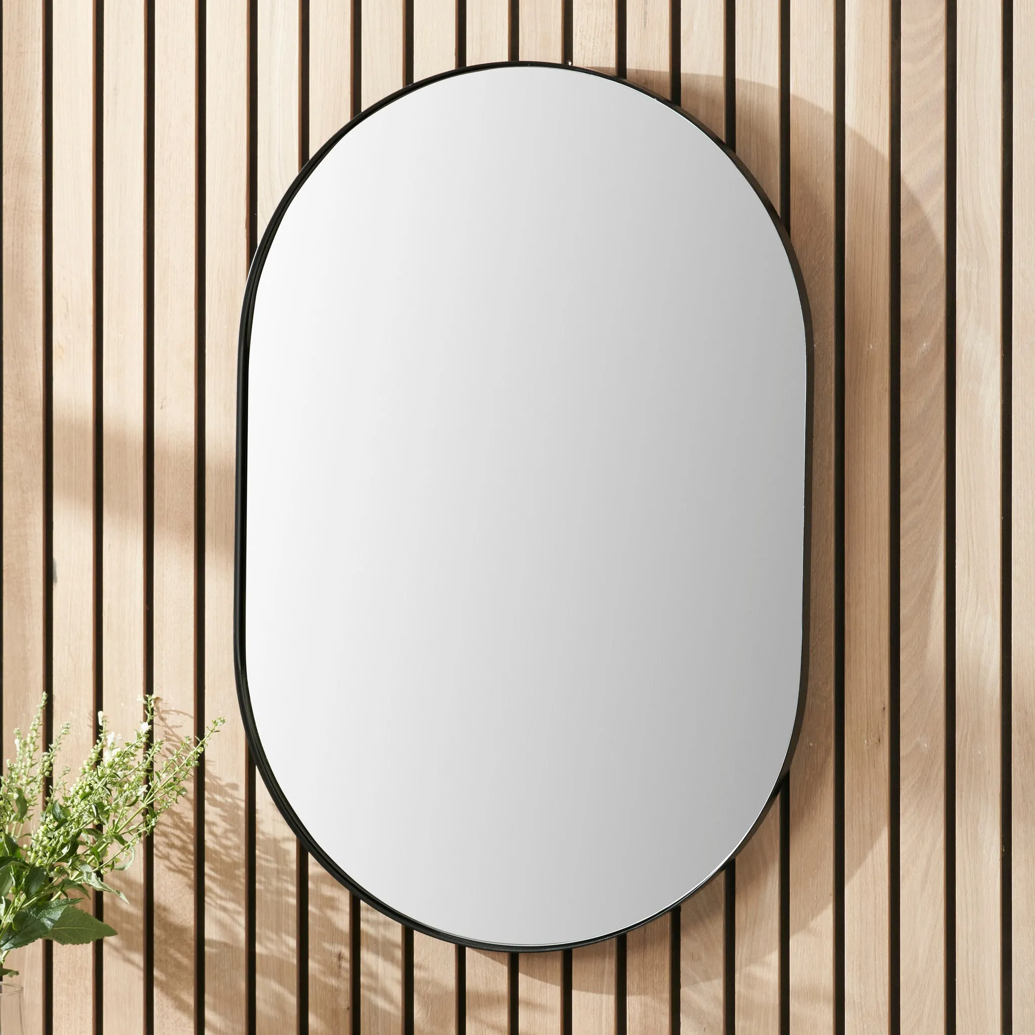 Black Metal Slim Frame Oval Wall Mirror
