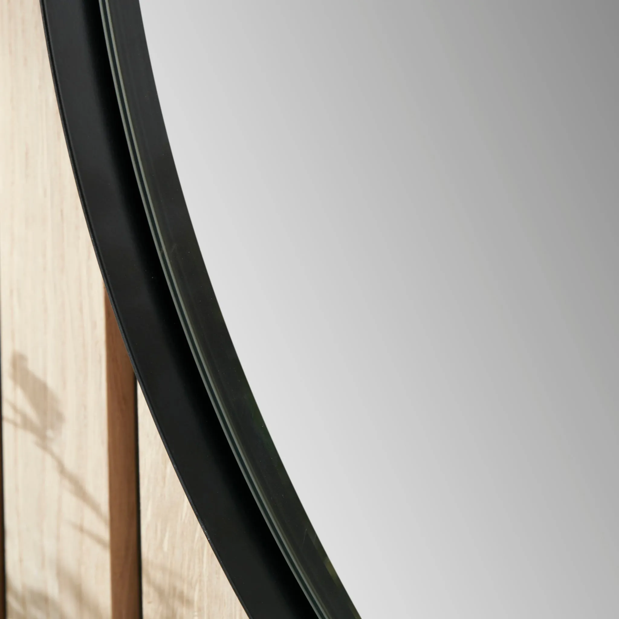 Black Metal Slim Frame Round Wall Mirror Medium