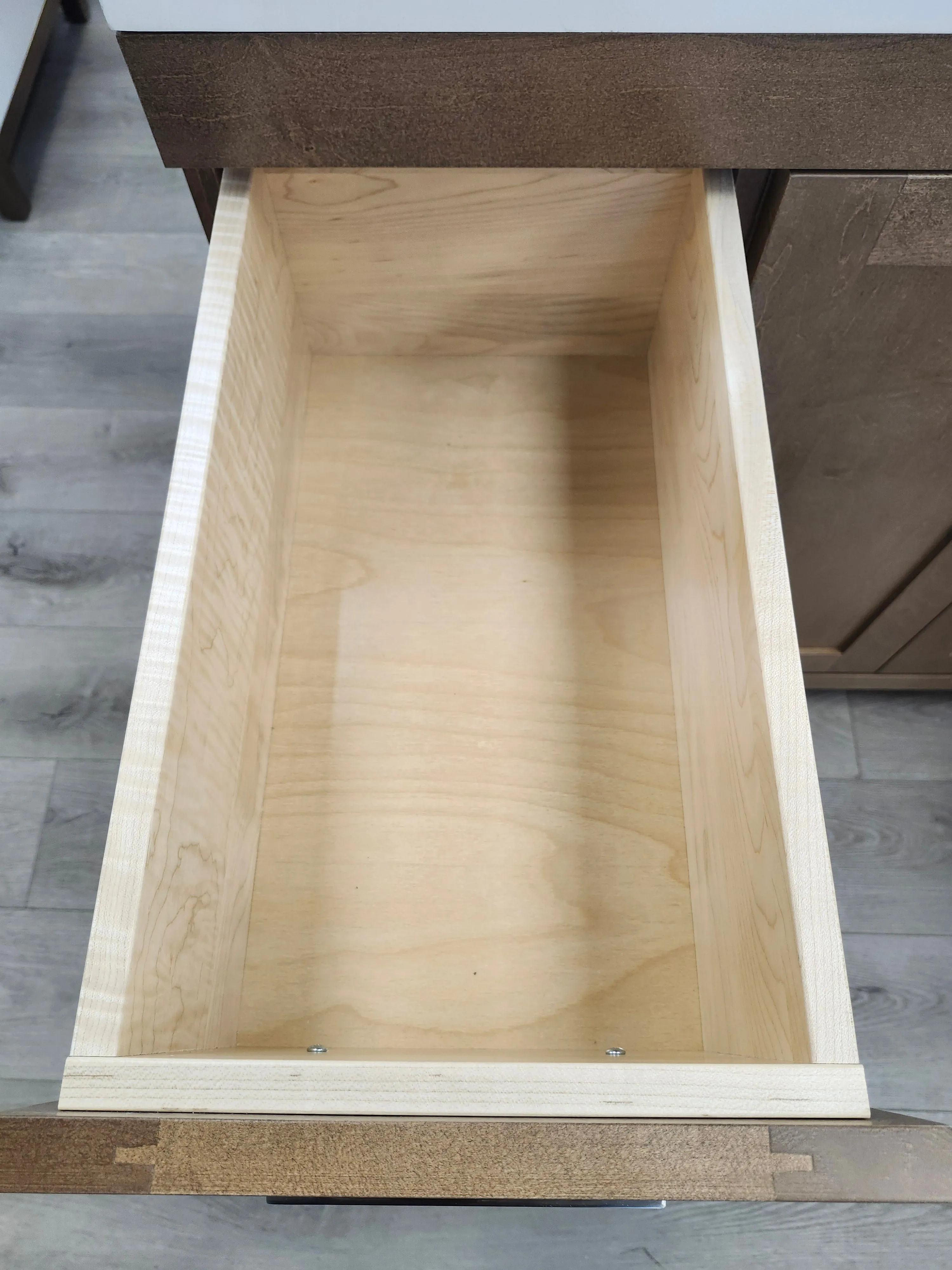 CANADIAN MAPLE 42" - Tuscon Calo Bathroom Vanity With White Quartz Countertop.