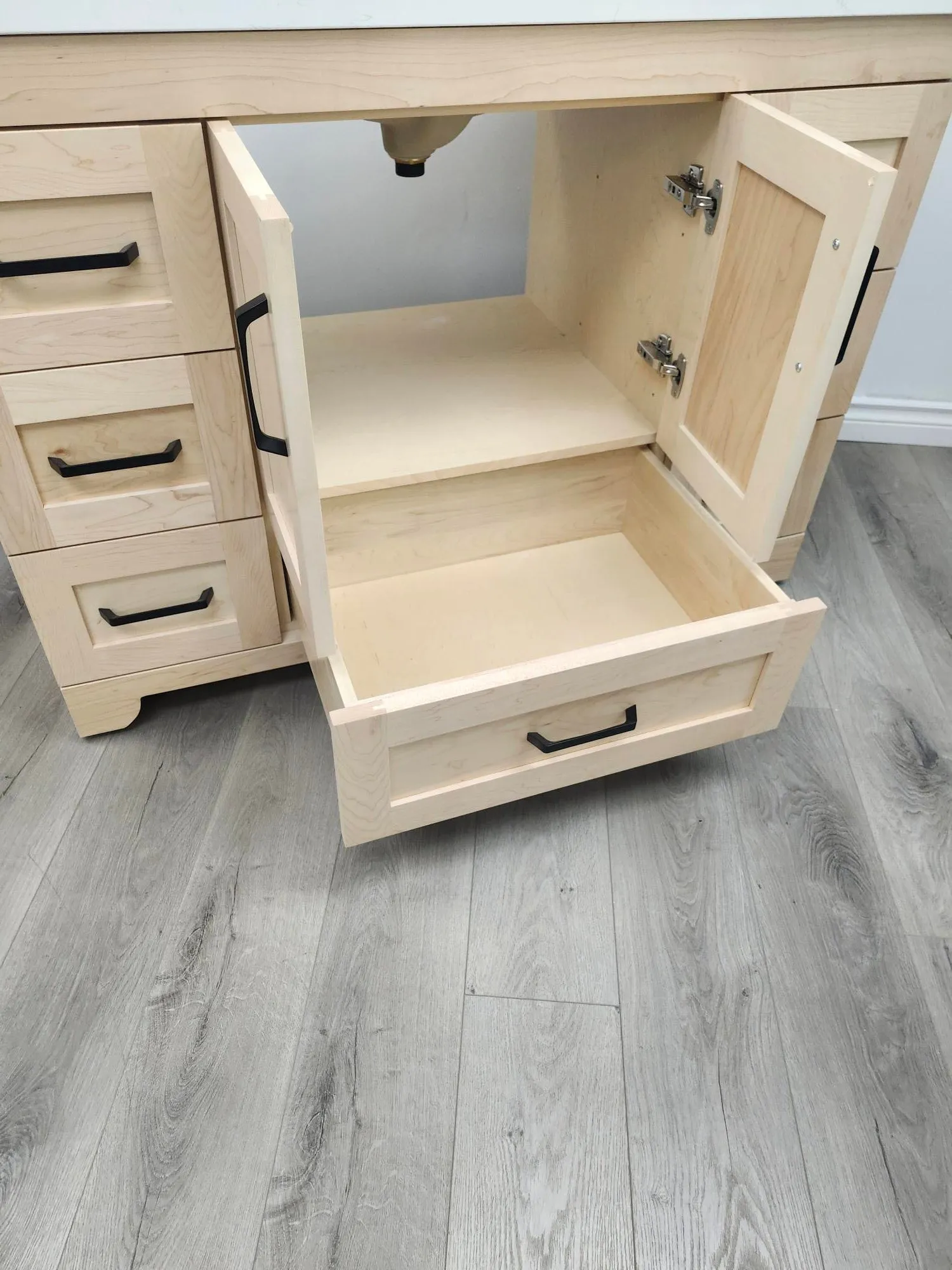 CANADIAN MAPLE 48", Natural Stain Bathroom Vanity With White Quartz Countertop.