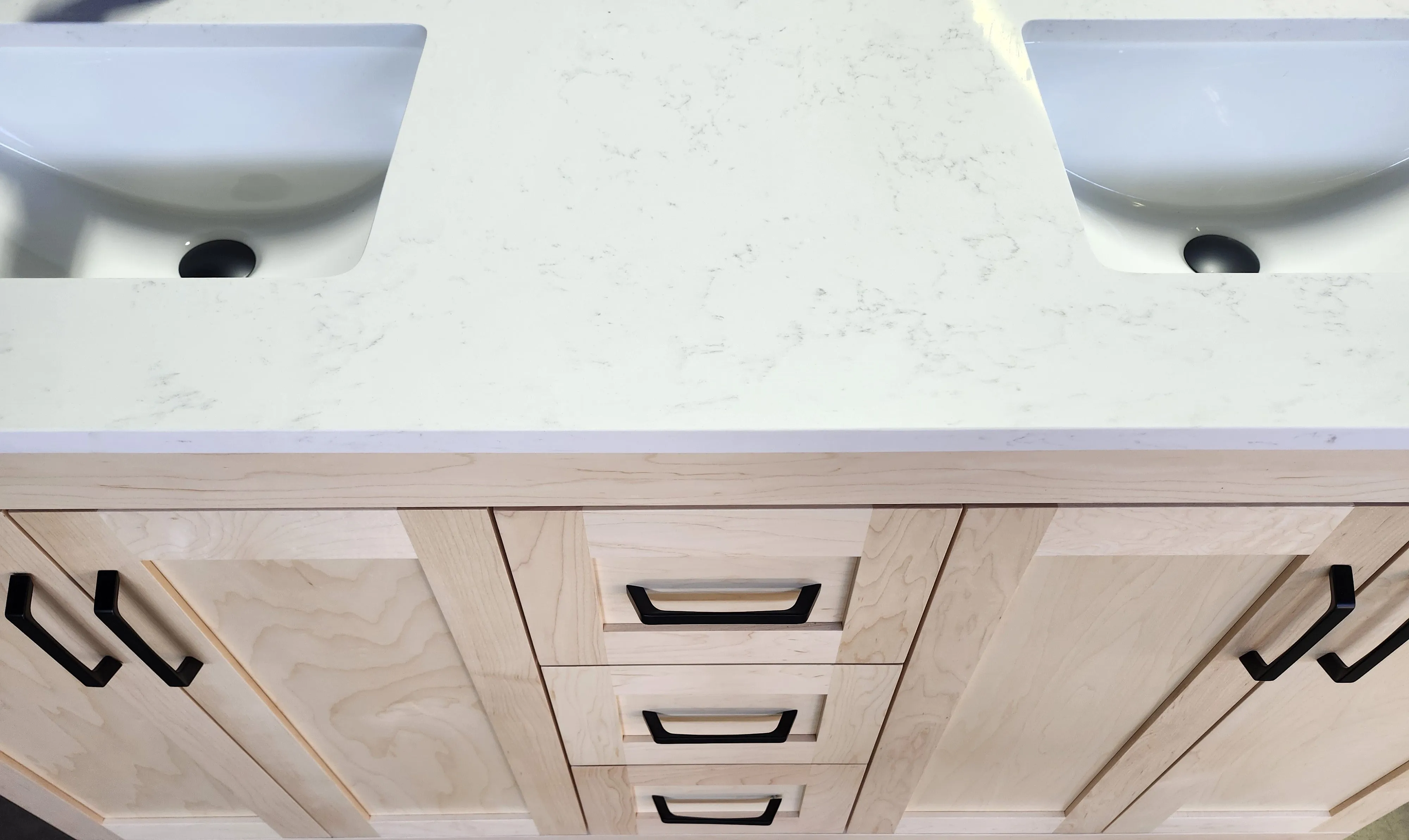 CANADIAN MAPLE - 60" Double Sink , Natural Stain Bathroom Vanity With Quartz Countertop.