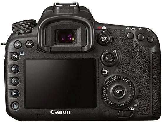 Canon EOS 7D Mark II EF-S 18-135mm IS USM Wi-Fi Adapter Kit - 9128B135