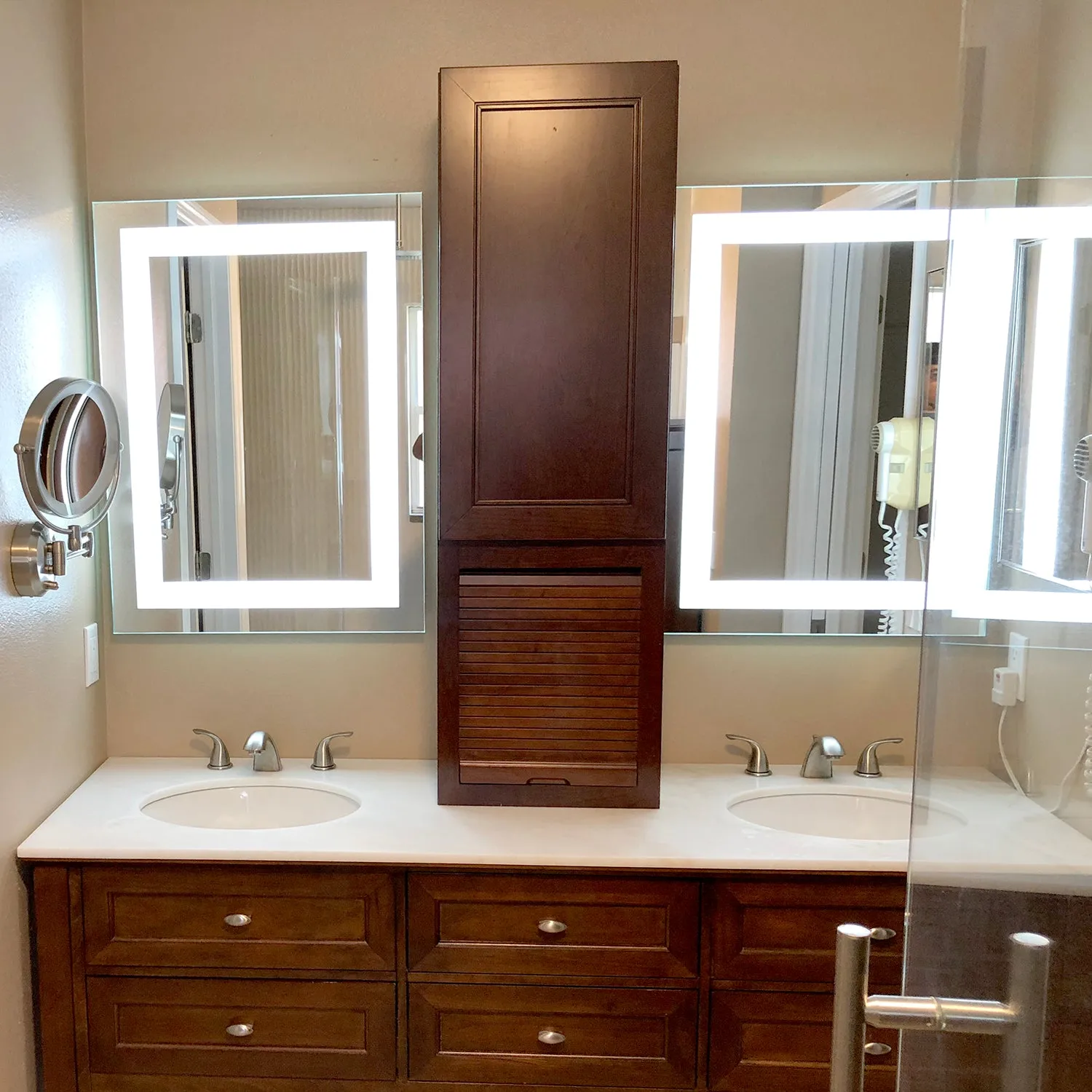 LED Mirror (Front-Lighted) 24" x 32"