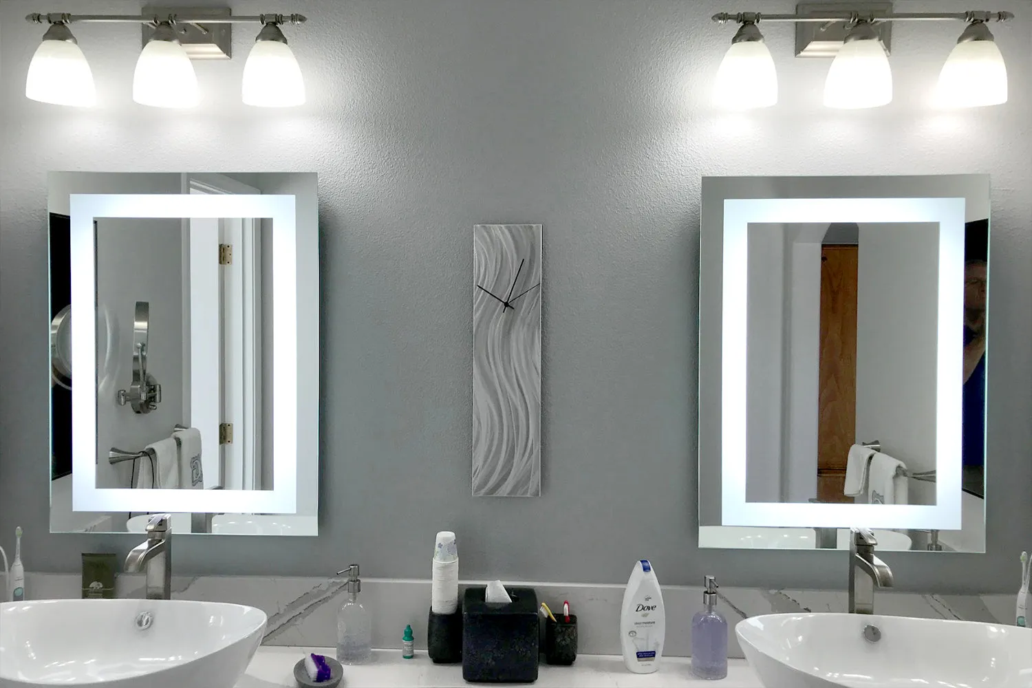 LED Mirror (Front-Lighted) 24" x 32"