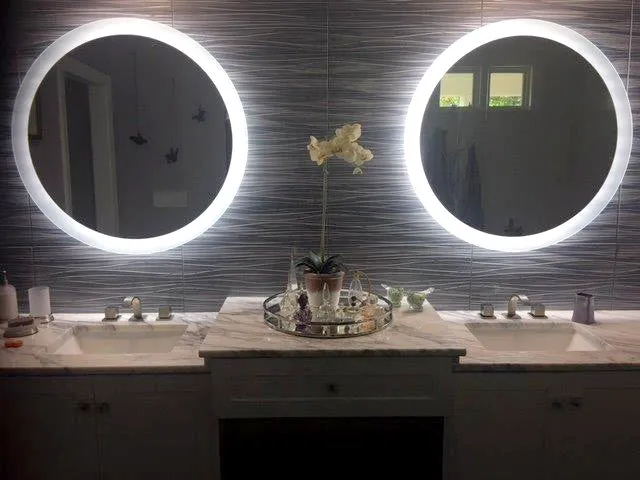 LED Mirror (Side-Lighted Round) 24" x 24"