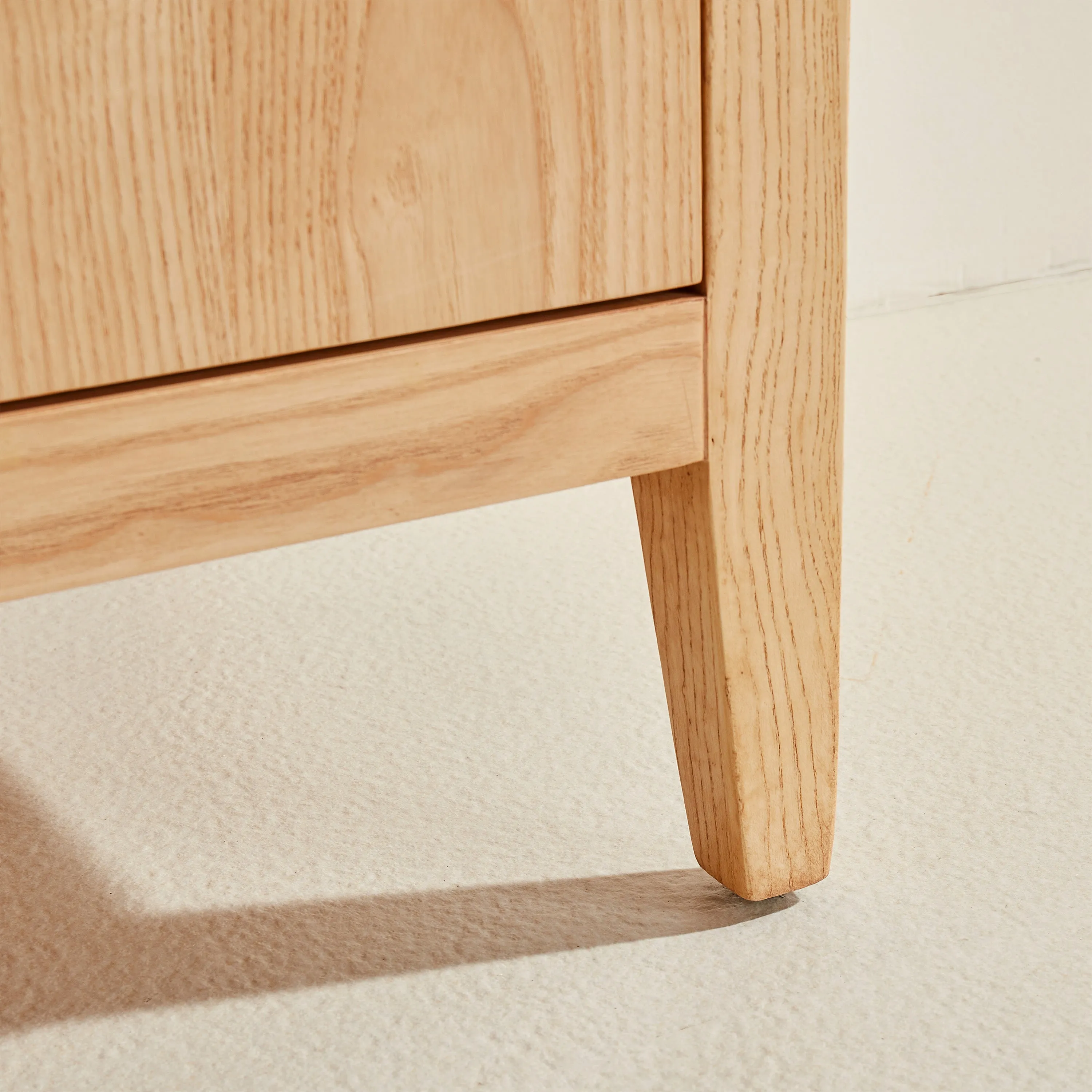 Lily - 30" White Oak, Floor Standing Modern Bathroom Vanity with White Quartz Top *** FLOOR MODEL ***