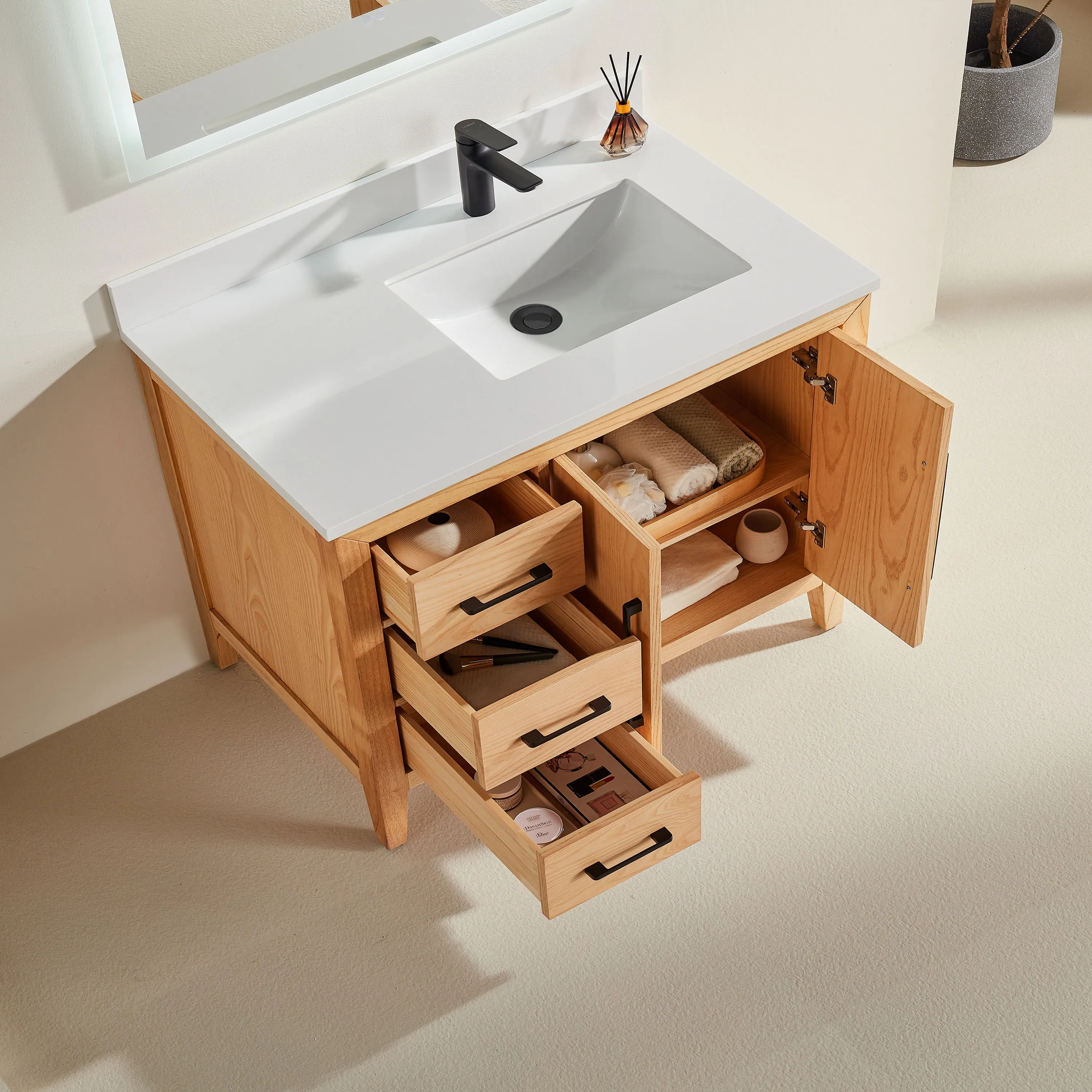 Lily - 42" White Oak , Left Side Drawers , Floor Standing Modern Bathroom Vanity, White Quartz Countertop, Matt Black Hardware