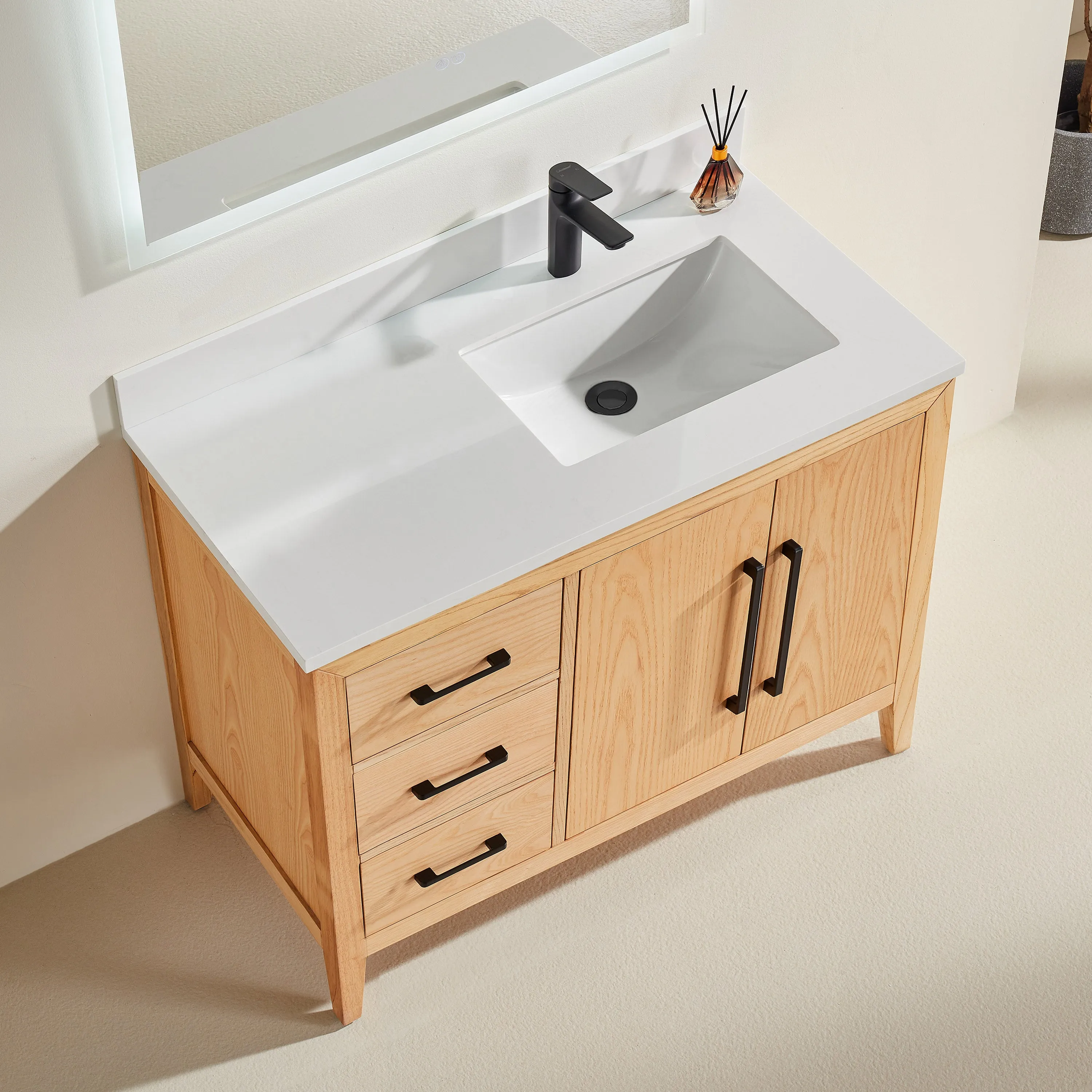 Lily - 42" White Oak , Left Side Drawers , Floor Standing Modern Bathroom Vanity, White Quartz Countertop, Matt Black Hardware