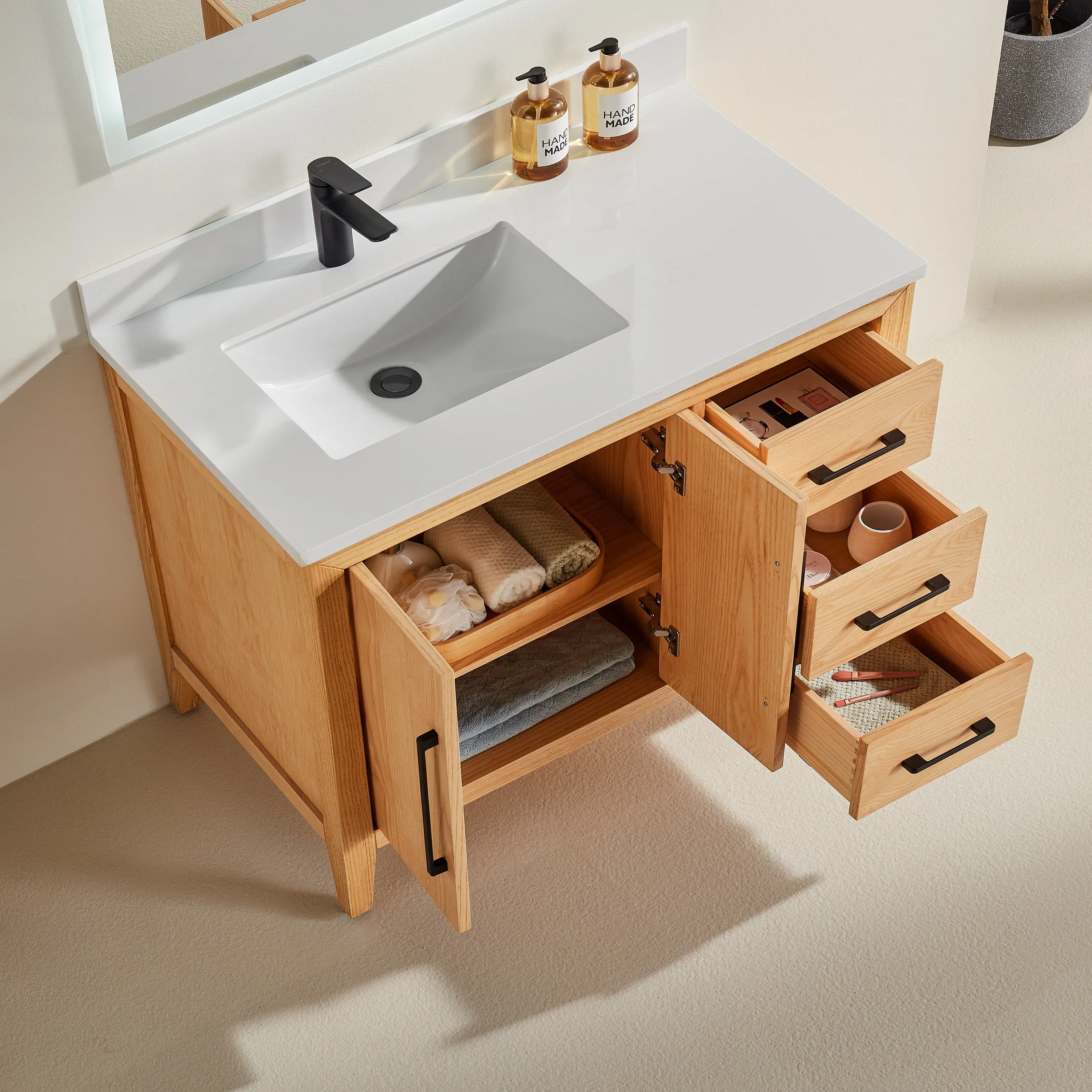 Lily- 42" White Oak ,Right Side Drawers, Floor Standing Modern Bathroom Vanity, Quartz Countertop, Matt Black Hardware