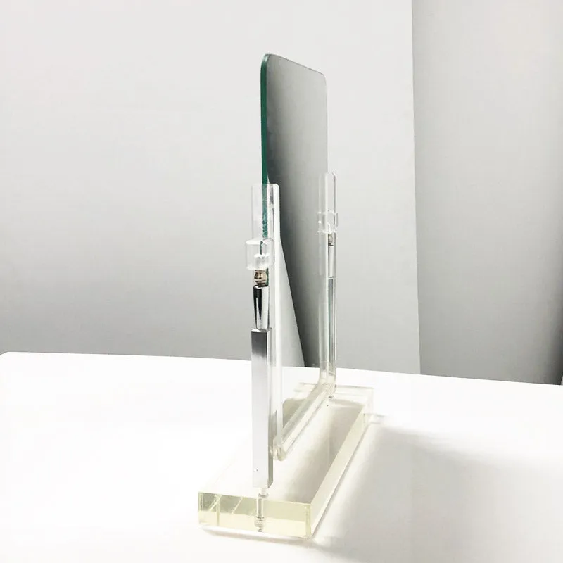 Vanity Mirror Uma