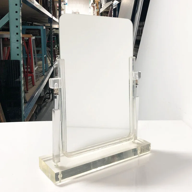 Vanity Mirror Uma