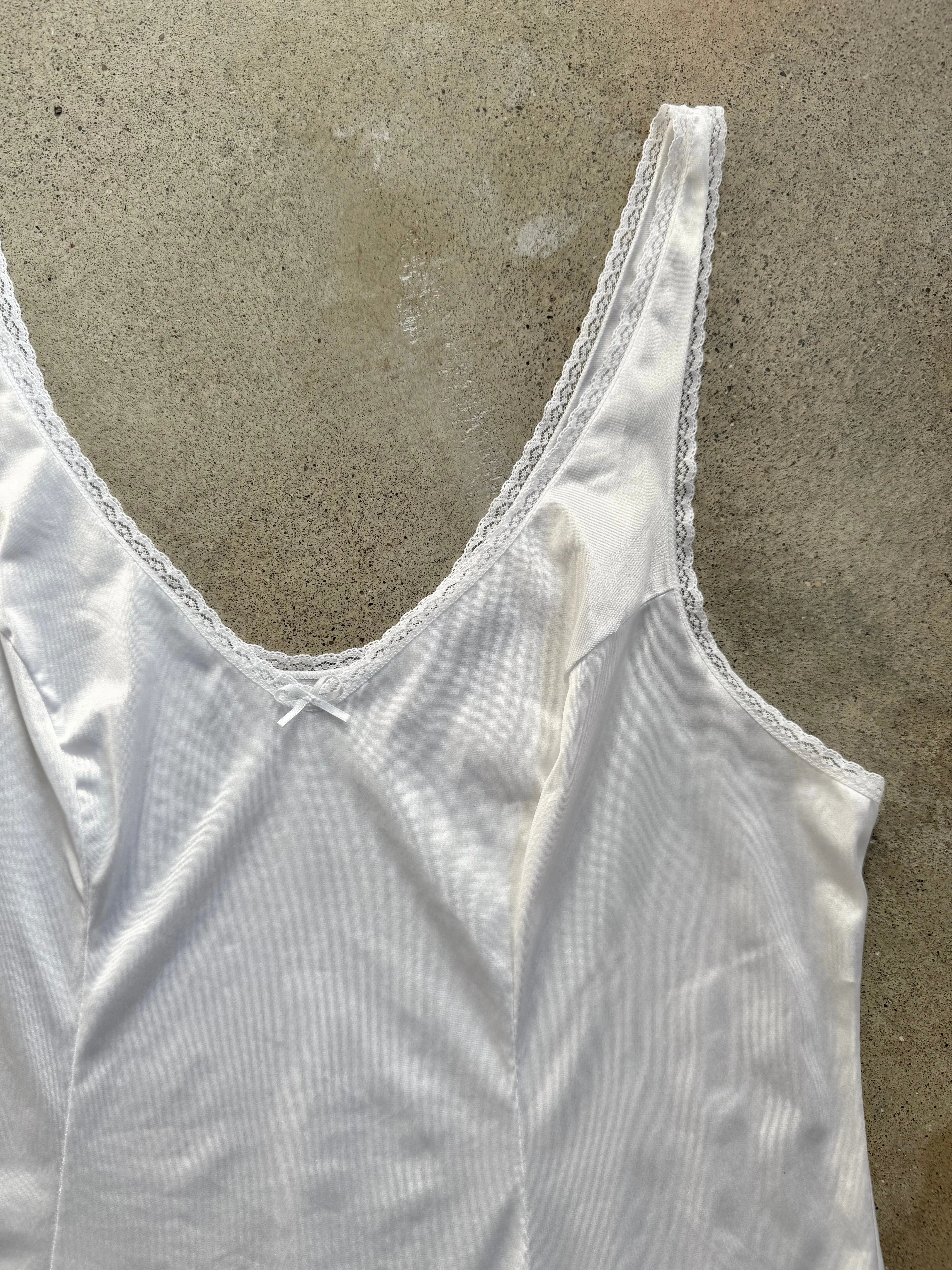 Vintage Vanity Fair White Lace Trim Nylon Camisole (L)